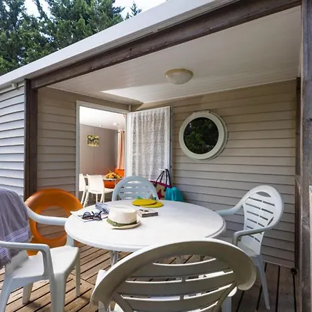 Mobil-home Confortable Avec Terrasse - Api-1-52-652 Campingplads *
